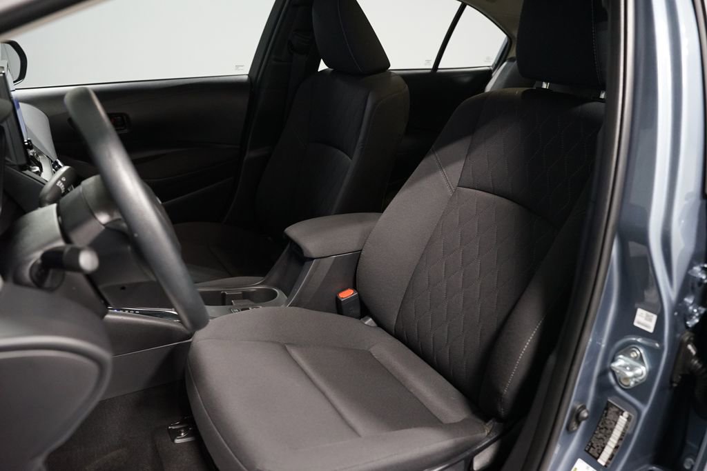 Certified 2025 Toyota Corolla LE image 24