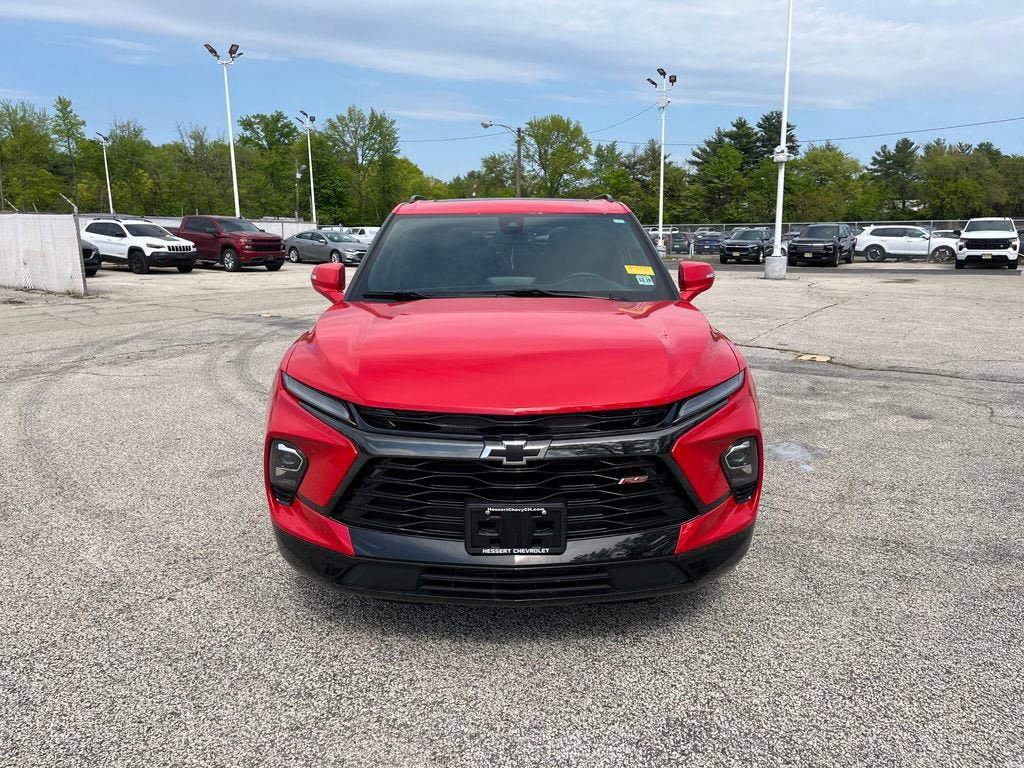 Certified 2024 Chevrolet Blazer RS w/ Enhanced Convenience Package FWD image 3