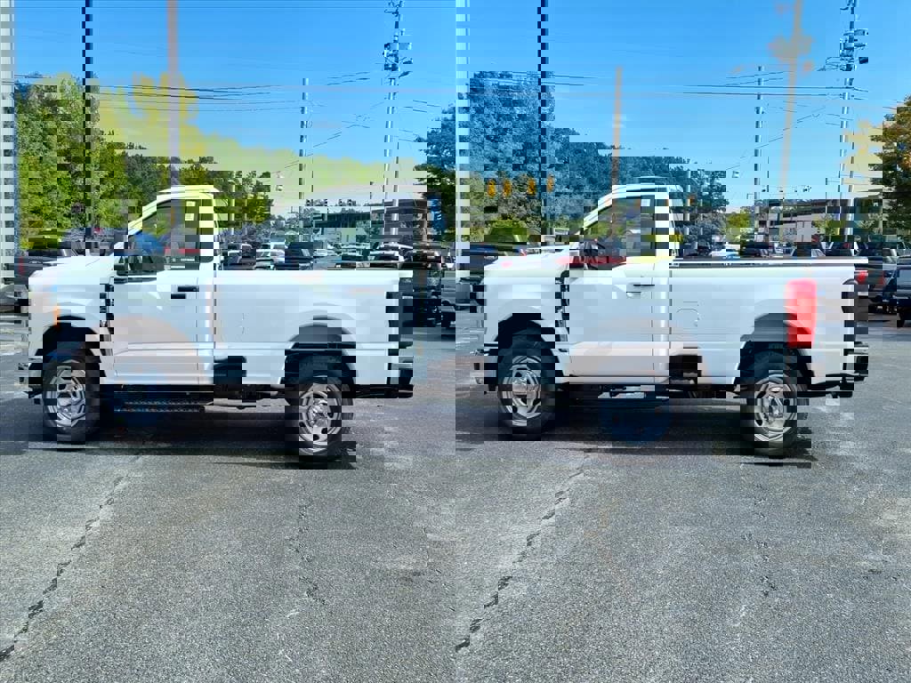 New 2026 Ford F350 XL image 42
