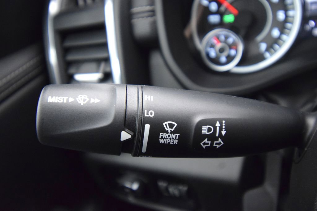 Used 2024 RAM 1500 Laramie AWD/4WD image 38