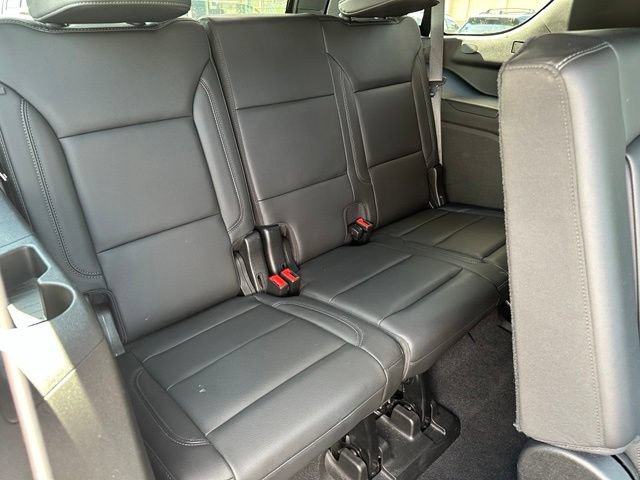 Used 2021 Chevrolet Tahoe LT w/ LT Signature Package AWD/4WD image 16