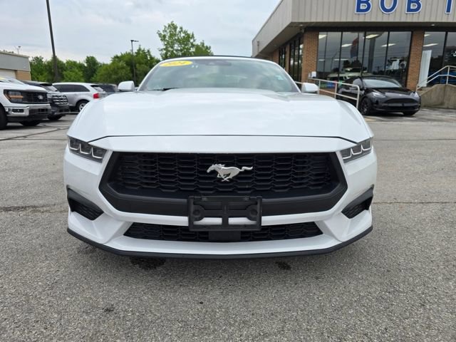 Used 2024 Ford Mustang Premium image 8