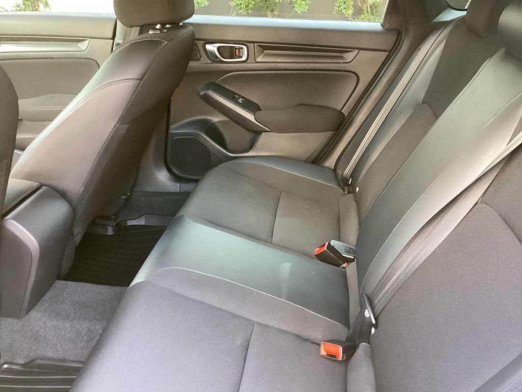 Used 2023 Honda Civic Sport image 4