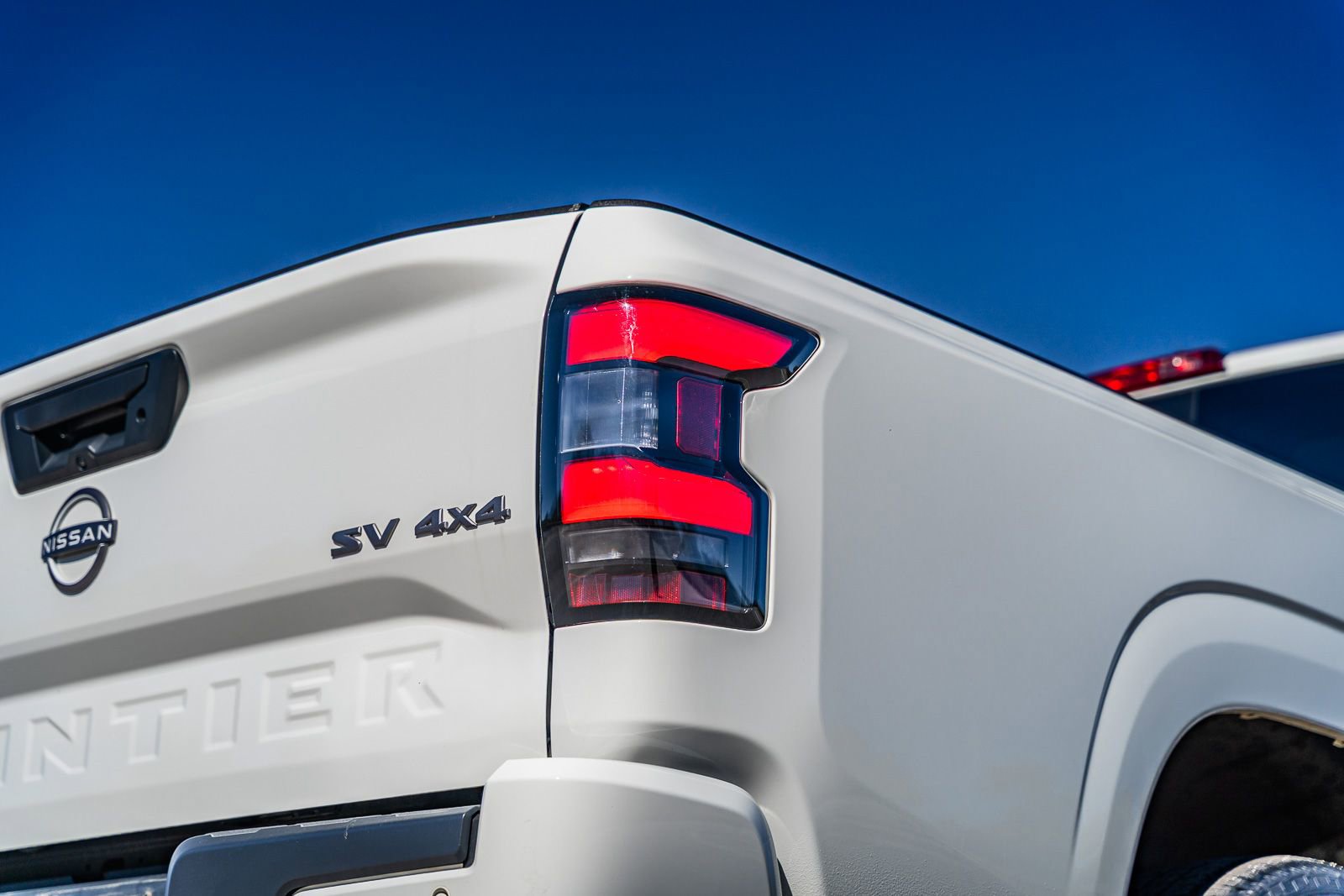 Used 2024 Nissan Frontier SV w/ Technology Package image 14