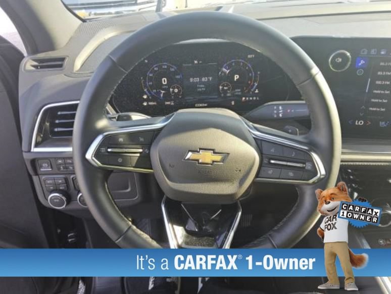 Used 2026 Chevrolet Suburban Premier AWD/4WD image 2
