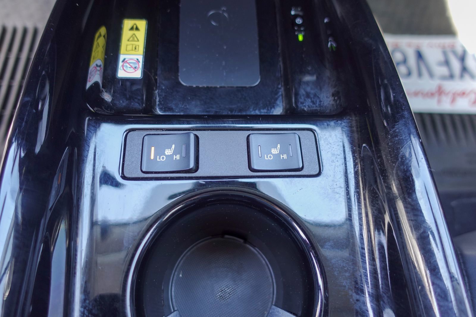 Used 2022 Toyota Prius Prime XLE FWD image 21