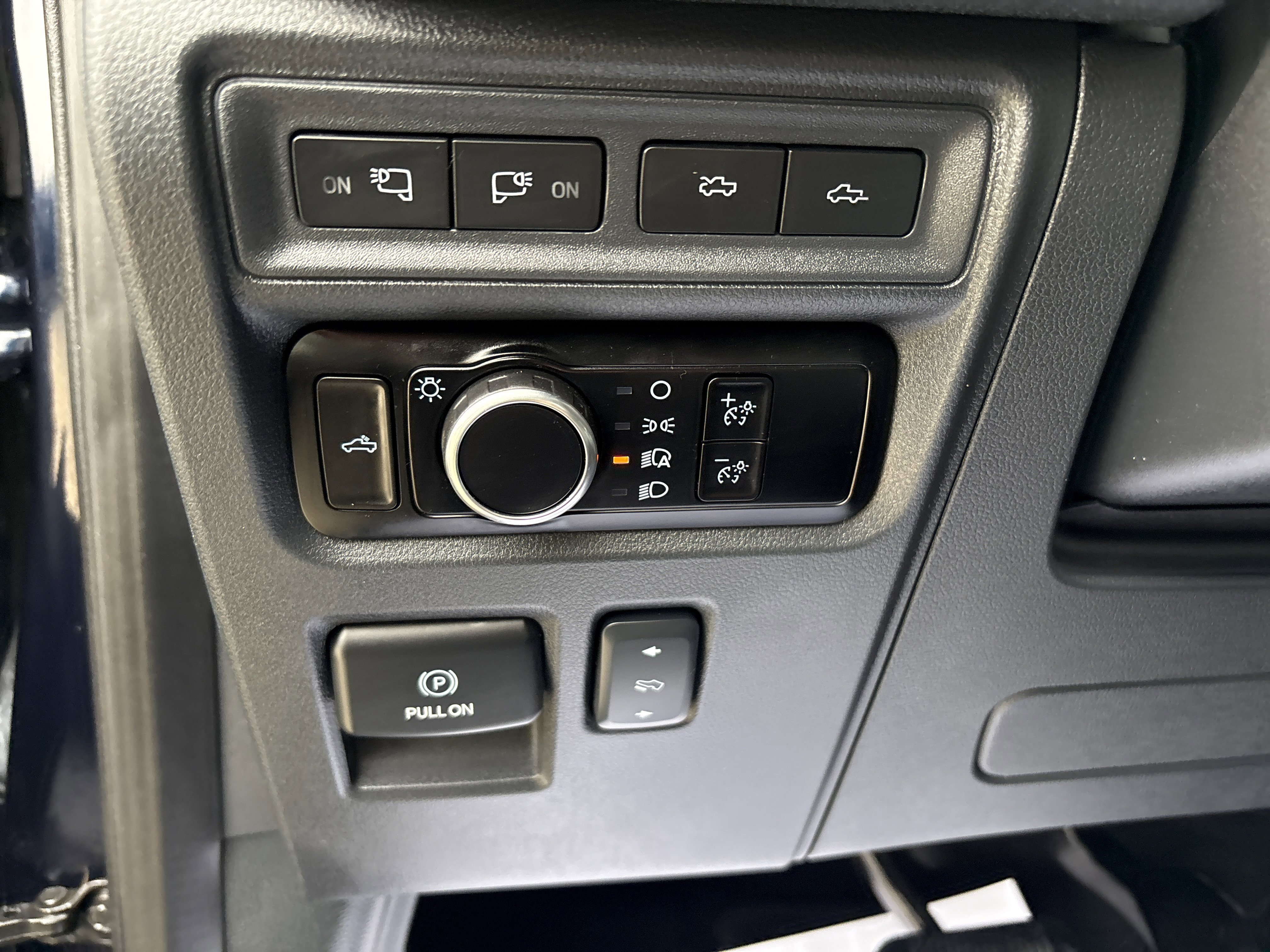 Used 2023 Ford F150 Lightning Lariat w/ Equipment Group 511A High AWD/4WD image 15