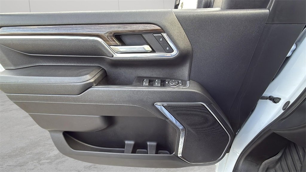 Used 2024 Chevrolet Silverado 2500 LT image 25