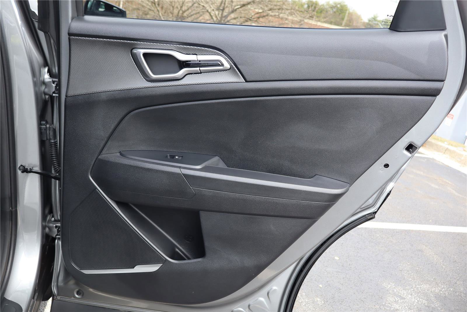 Certified 2025 Kia Sportage LX image 28