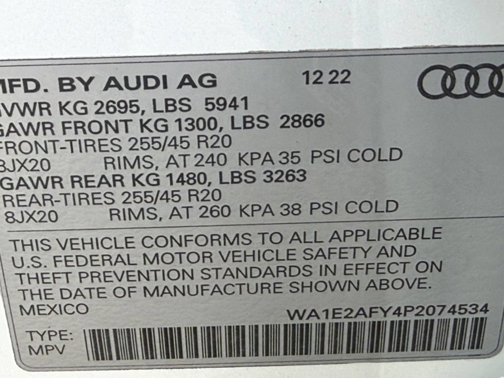 Used 2023 Audi Q5 e Premium Plus w/ Premium Plus Package AWD/4WD image 26