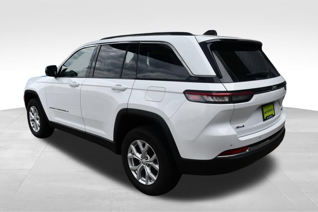 Used 2023 Jeep Grand Cherokee Limited AWD/4WD image 4