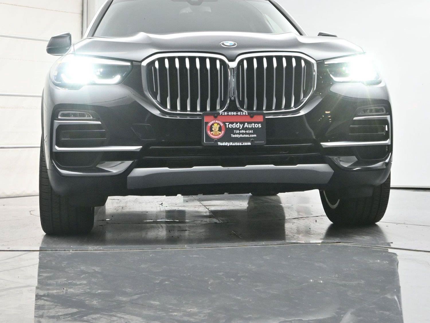 Used 2021 BMW X5 xDrive40i w/ Premium Package 2 AWD/4WD image 29