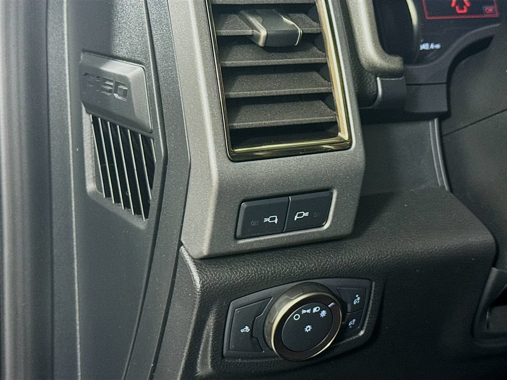 Used 2019 Ford F150 Raptor w/ Equipment Group 802A Luxury AWD/4WD image 10