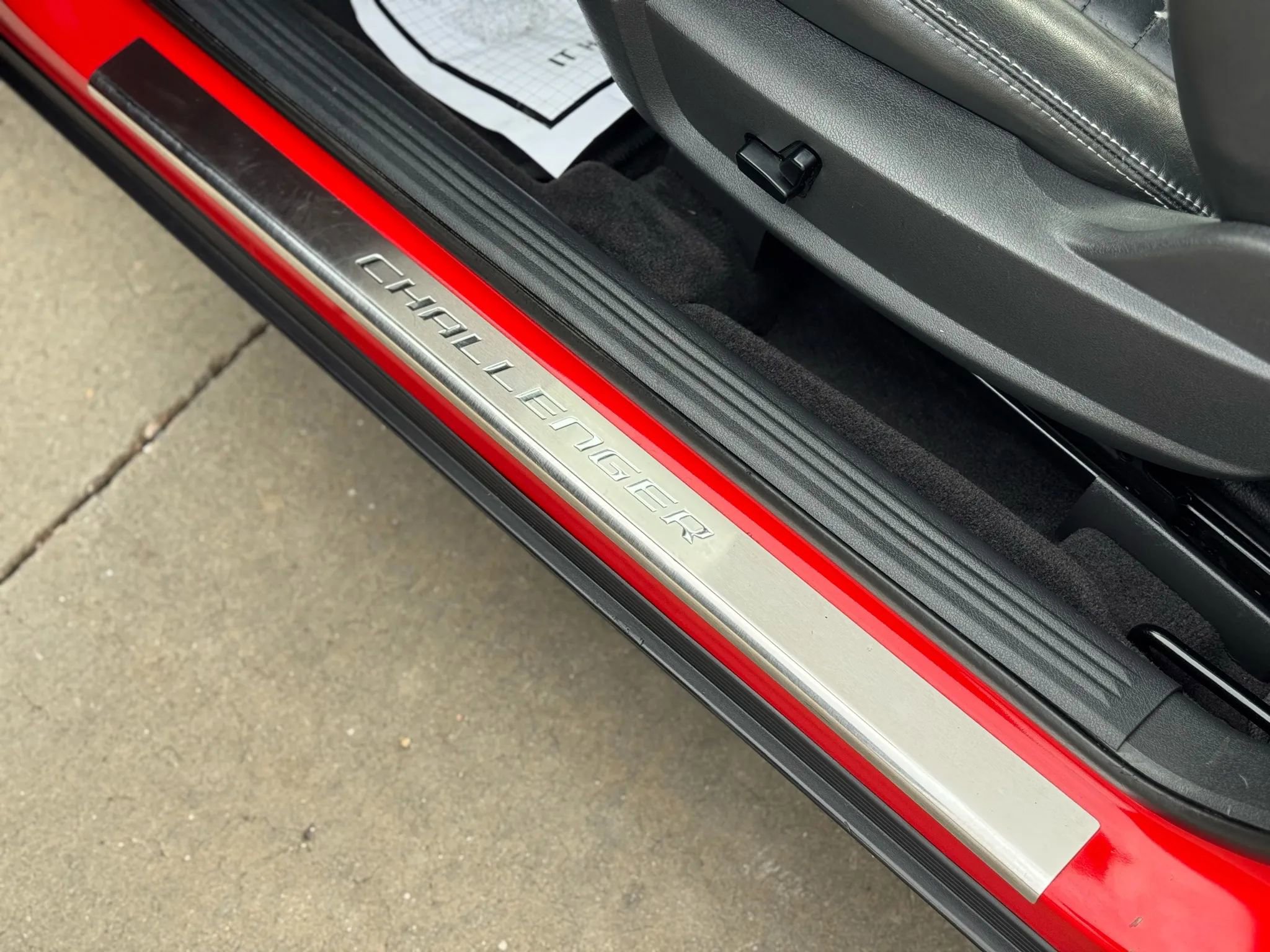 Used 2010 Dodge Challenger R/T image 14