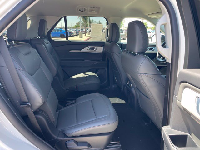 New 2026 Ford Explorer Active w/ Active Comfort Package RWD image 26
