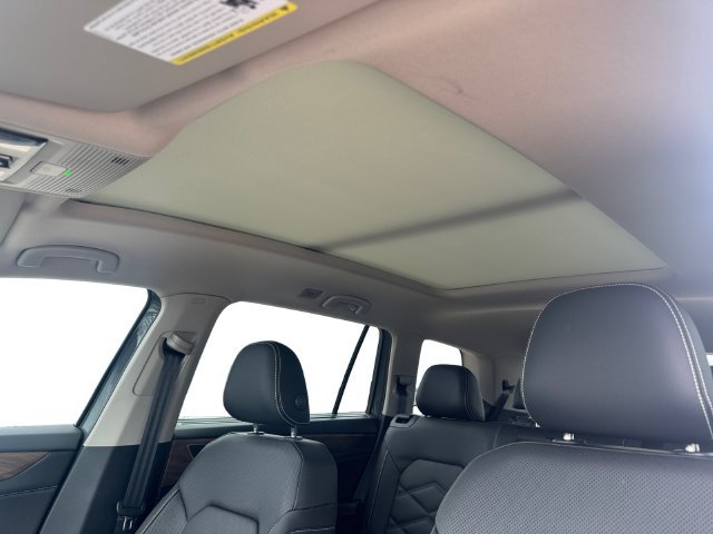 New 2026 Volkswagen Atlas SE FWD image 16
