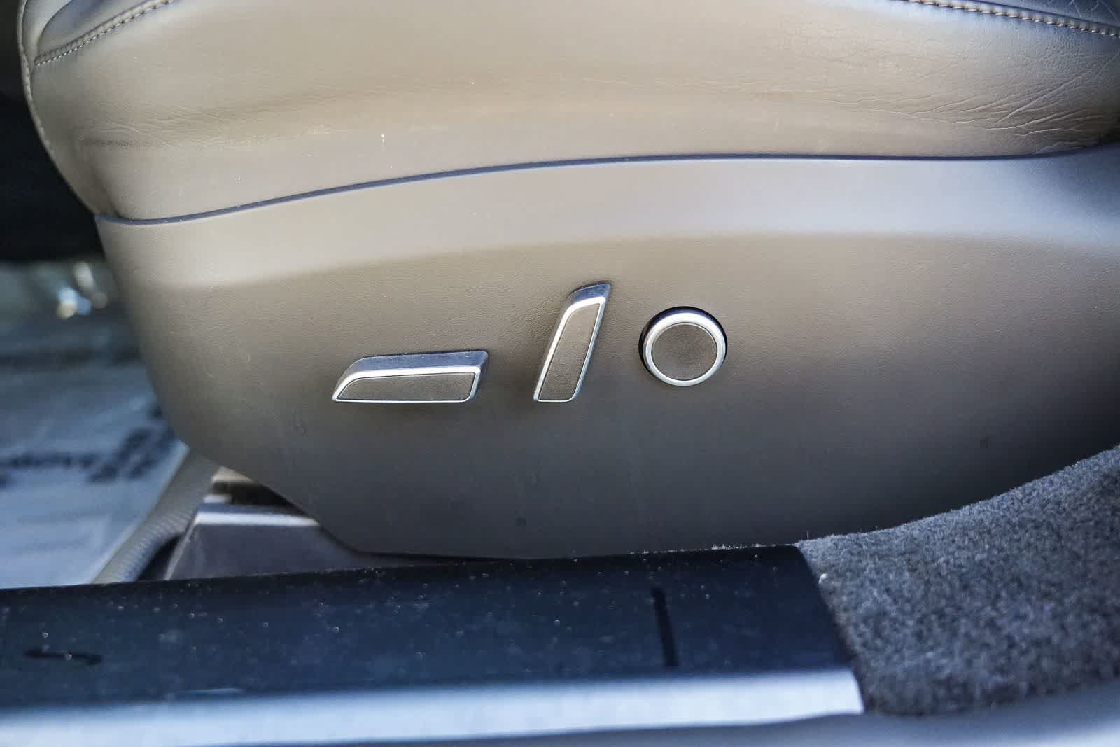 Used 2021 Tesla Model S Plaid AWD/4WD image 21
