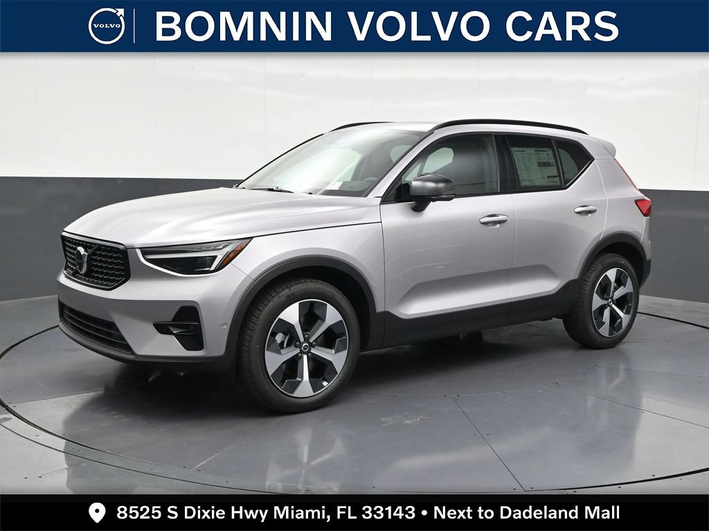 New 2026 Volvo XC40 B5 Plus w/ Climate Package AWD/4WD image 1
