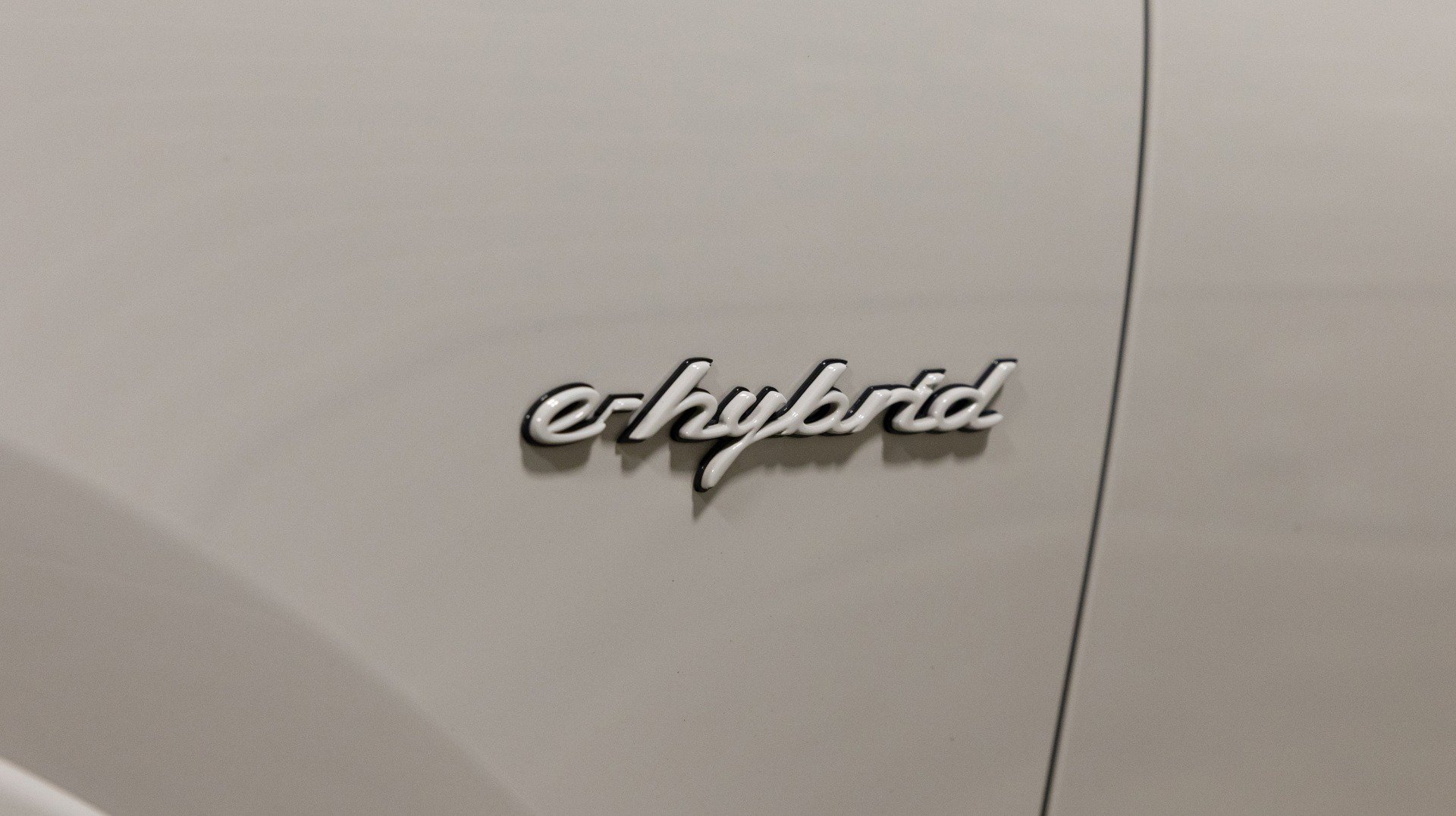 Used 2021 Porsche Cayenne Turbo S image 13