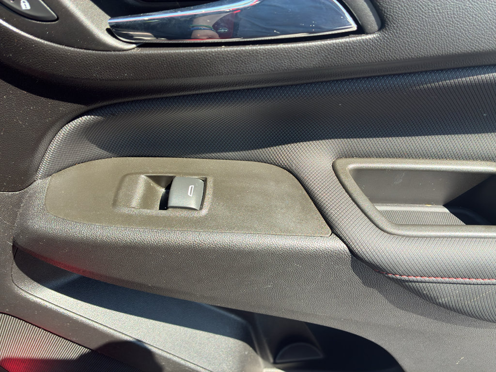 Used 2023 Chevrolet Equinox RS FWD image 54
