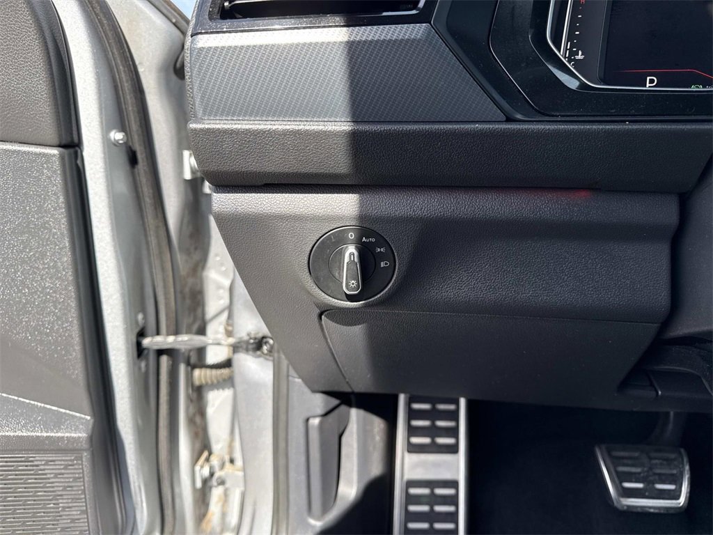 Used 2021 Volkswagen Jetta GLI Autobahn image 12