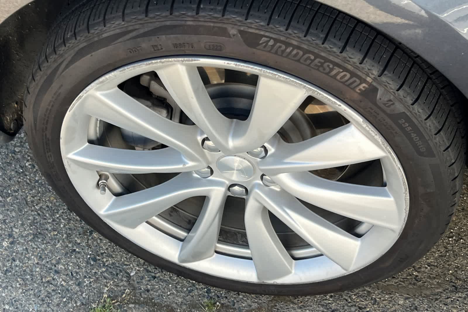 Used 2018 Tesla Model 3 Long Range RWD image 17