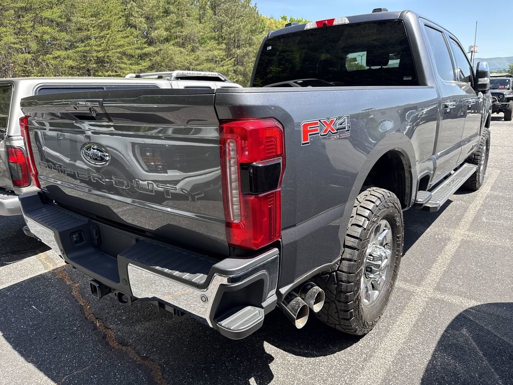 Used 2025 Ford F350 Lariat w/ Chrome Package AWD/4WD image 16