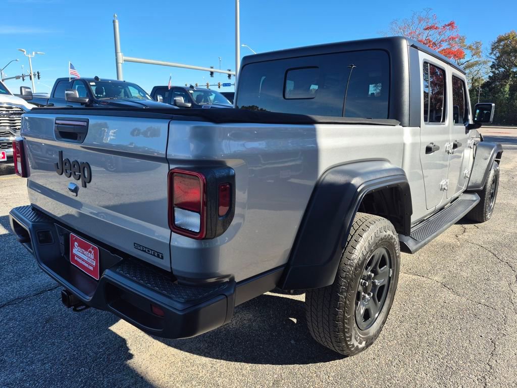 Used 2021 Jeep Gladiator Sport image 9