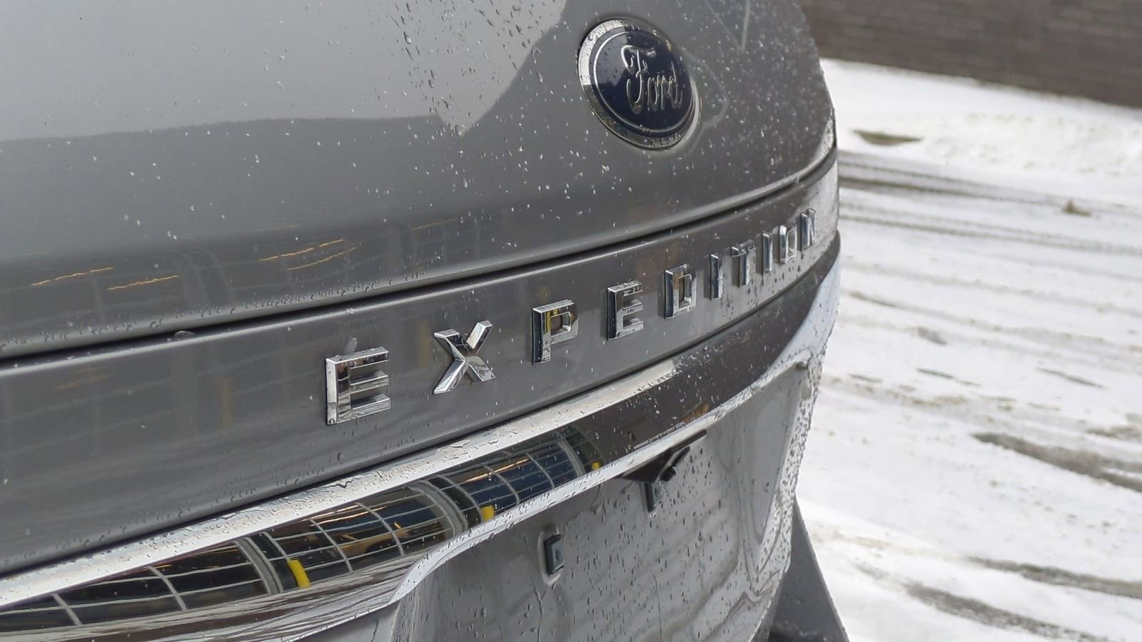 Used 2022 Ford Expedition Max Limited image 13