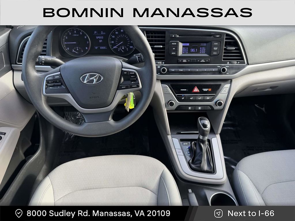 Used 2017 Hyundai Elantra SE FWD image 15