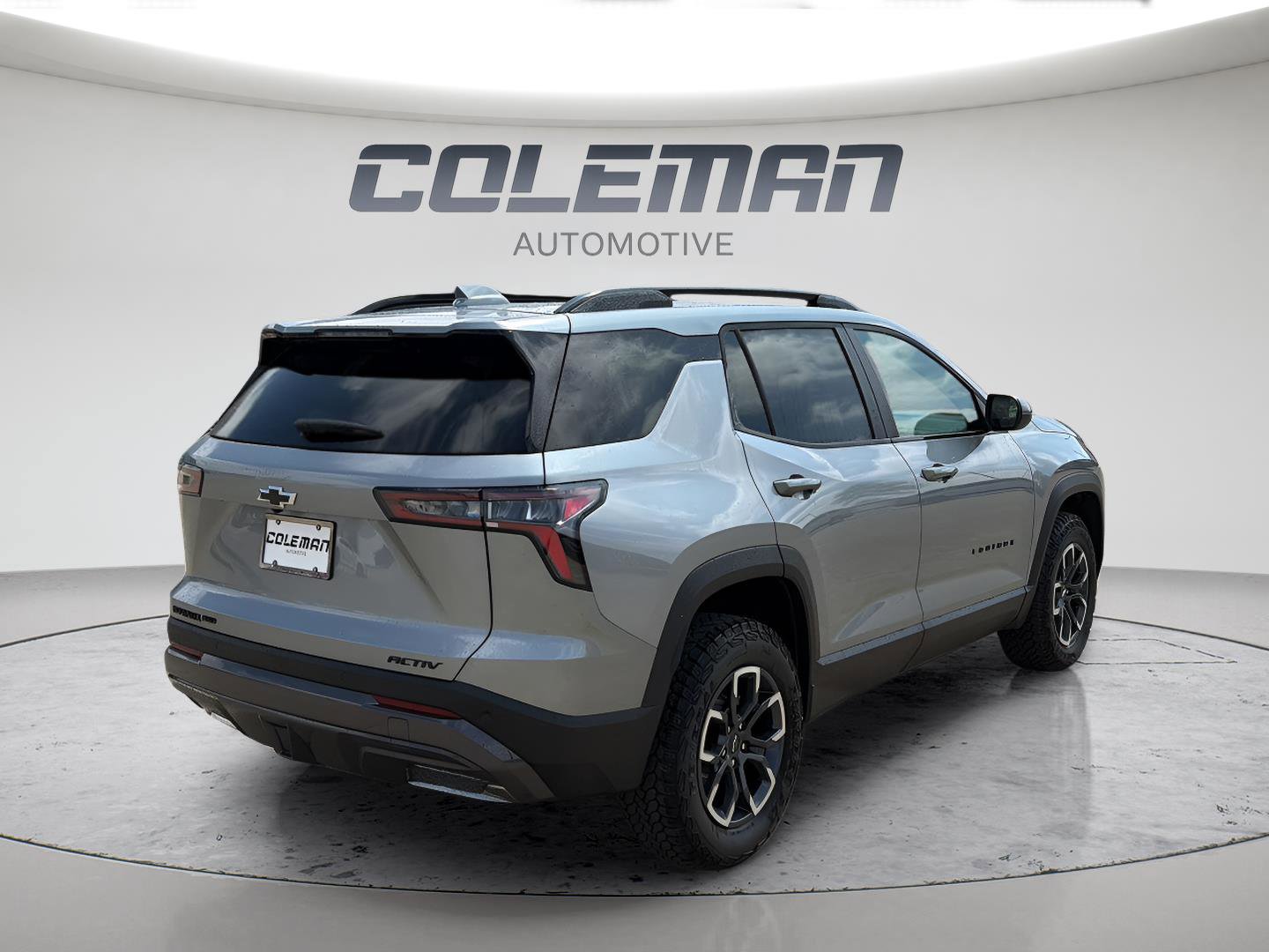 New 2026 Chevrolet Equinox ACTIV AWD/4WD image 5