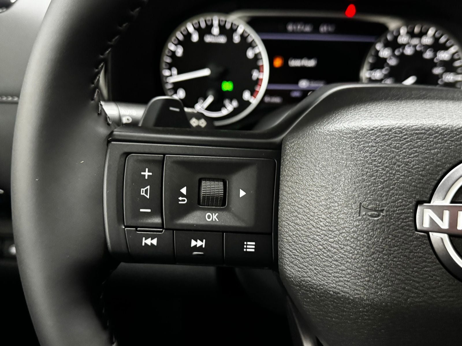 New 2026 Nissan Pathfinder SV AWD/4WD image 21