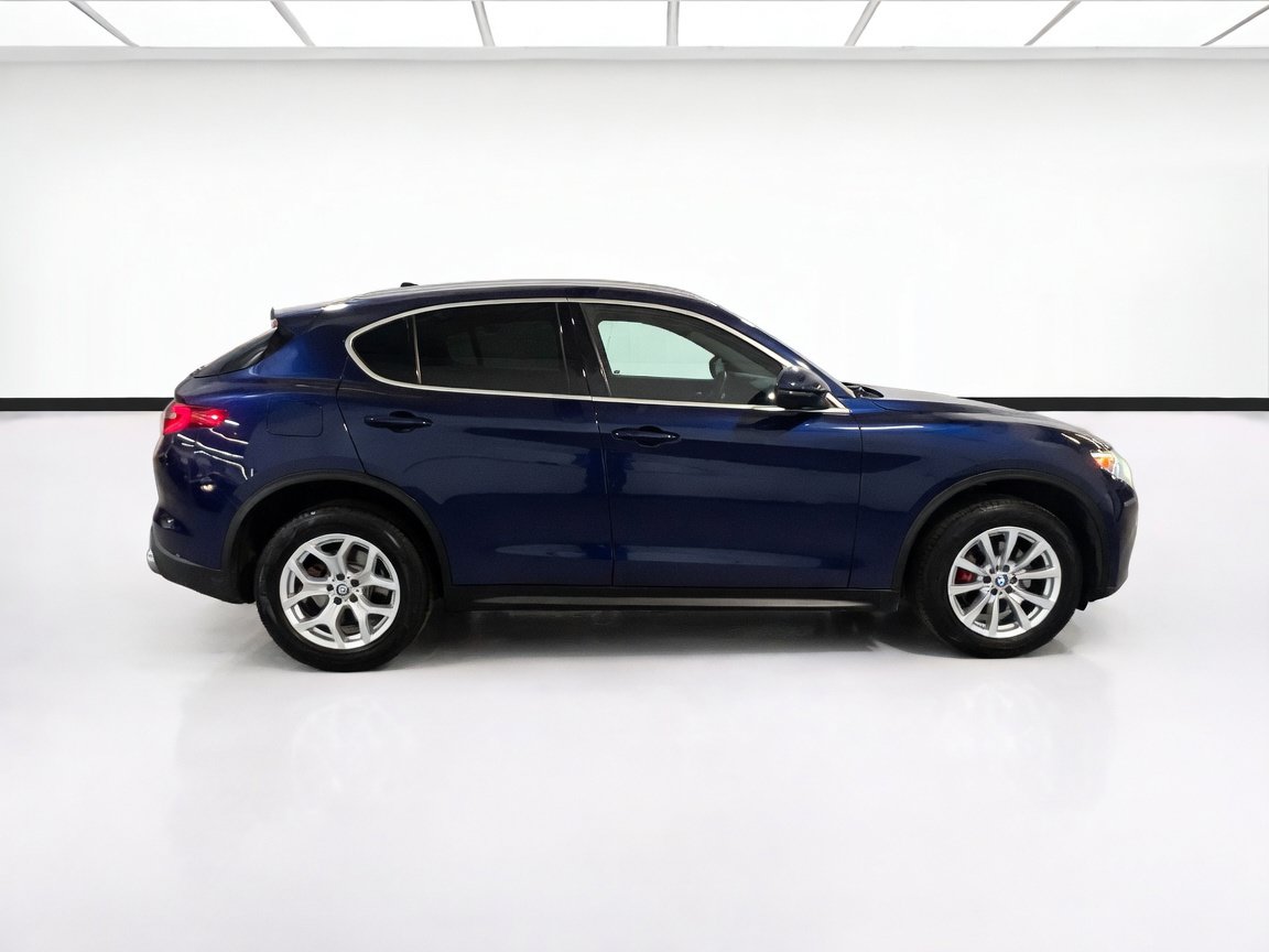 Used 2019 Alfa Romeo Stelvio RWD image 24