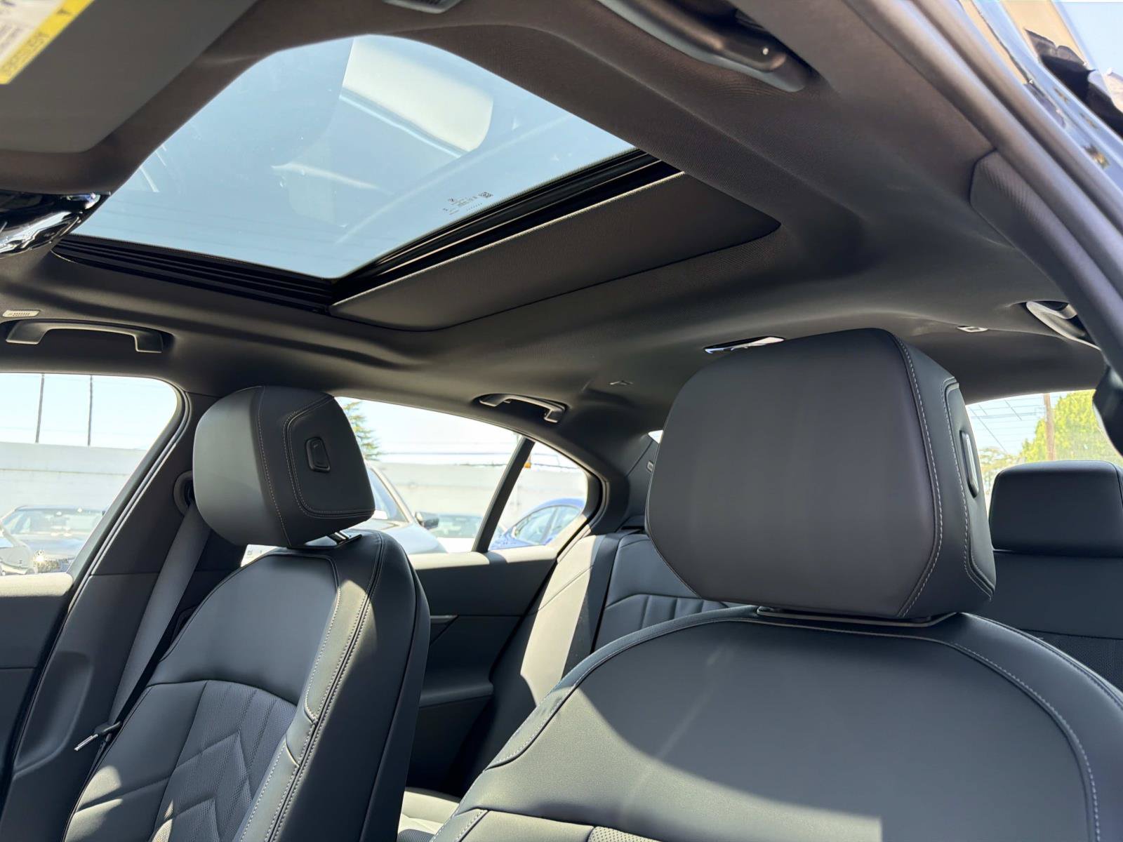 New 2026 BMW i5 M60 AWD/4WD image 16