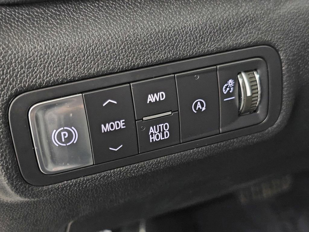 Used 2025 GMC Terrain Elevation AWD/4WD image 28