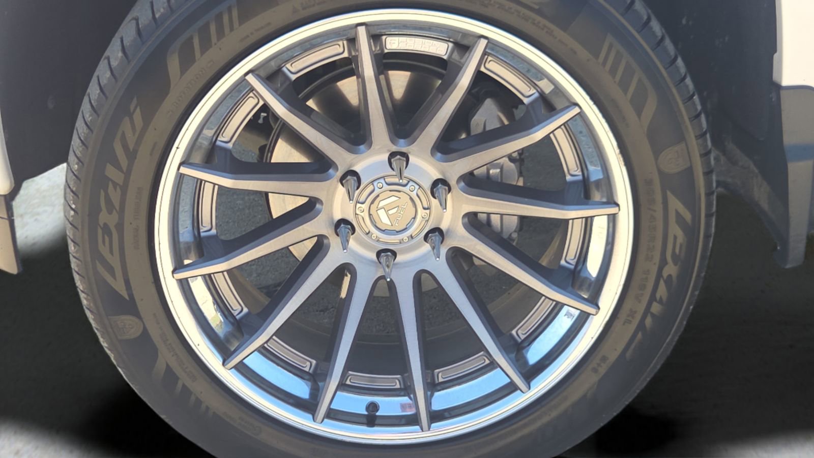 Used 2022 Chevrolet Silverado 1500 High Country w/ Z71 Off-Road Package image 19