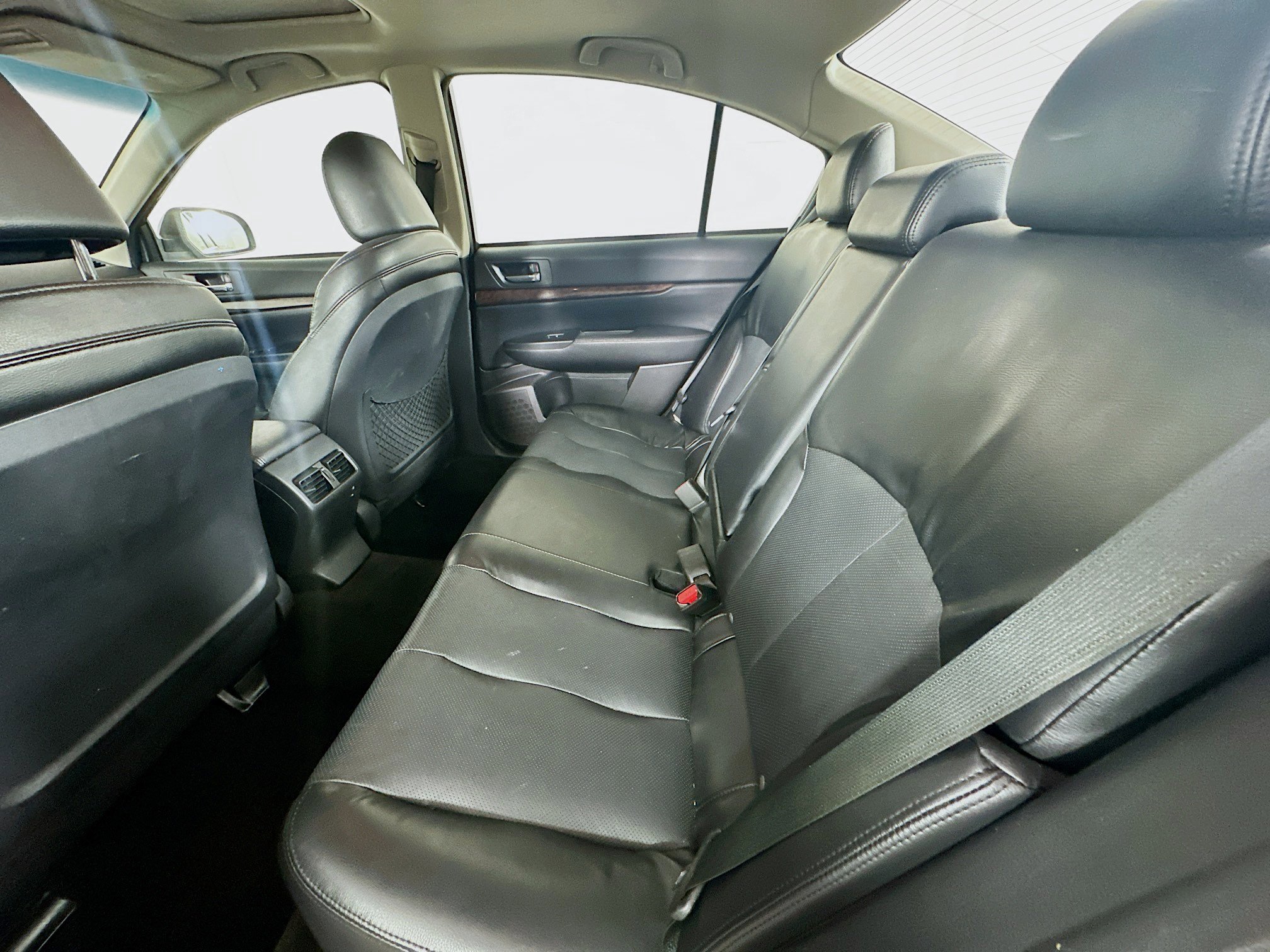 Used 2014 Subaru Legacy 2.5i Limited AWD/4WD image 27