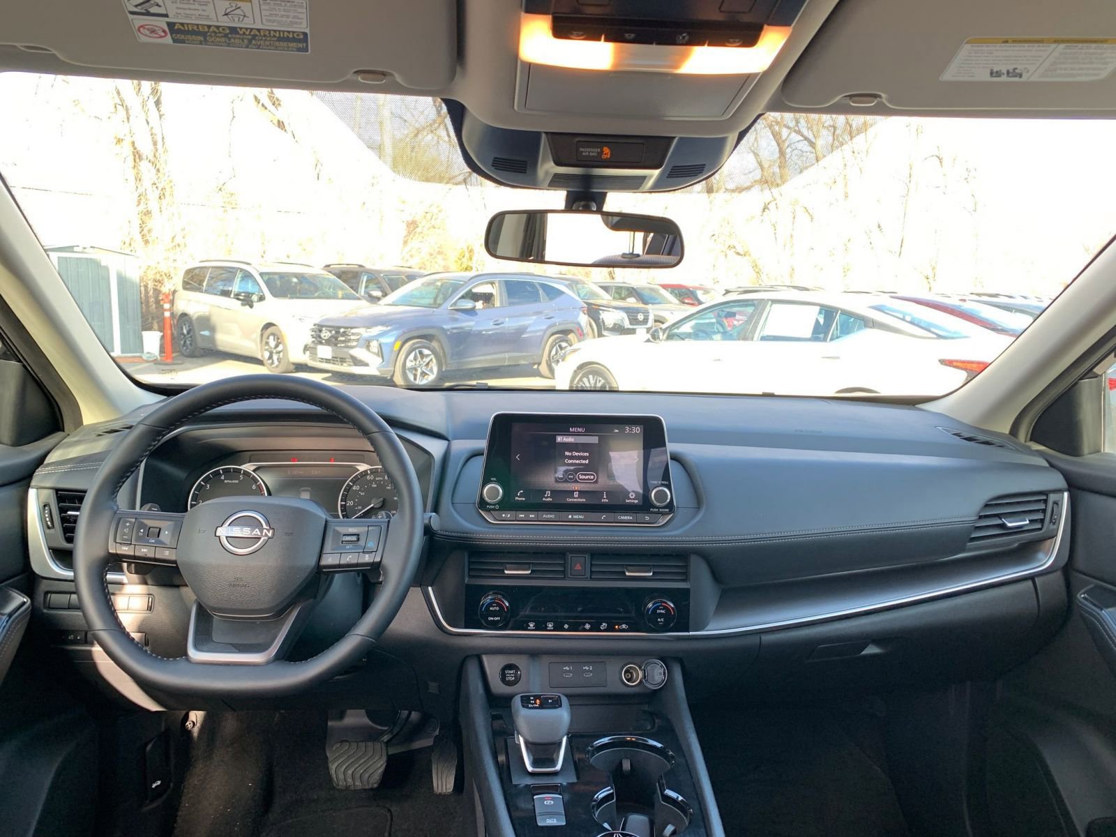 Used 2025 Nissan Rogue SV image 35