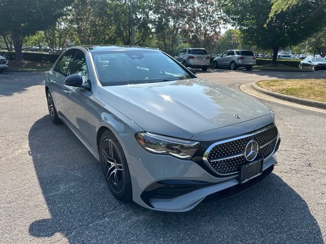 Certified 2025 Mercedes-Benz E 350 4MATIC Sedan image 3