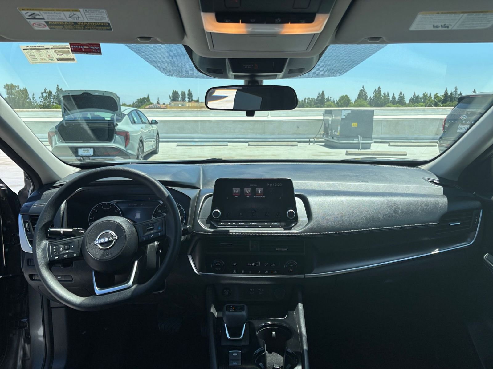 Used 2024 Nissan Rogue SV FWD image 38