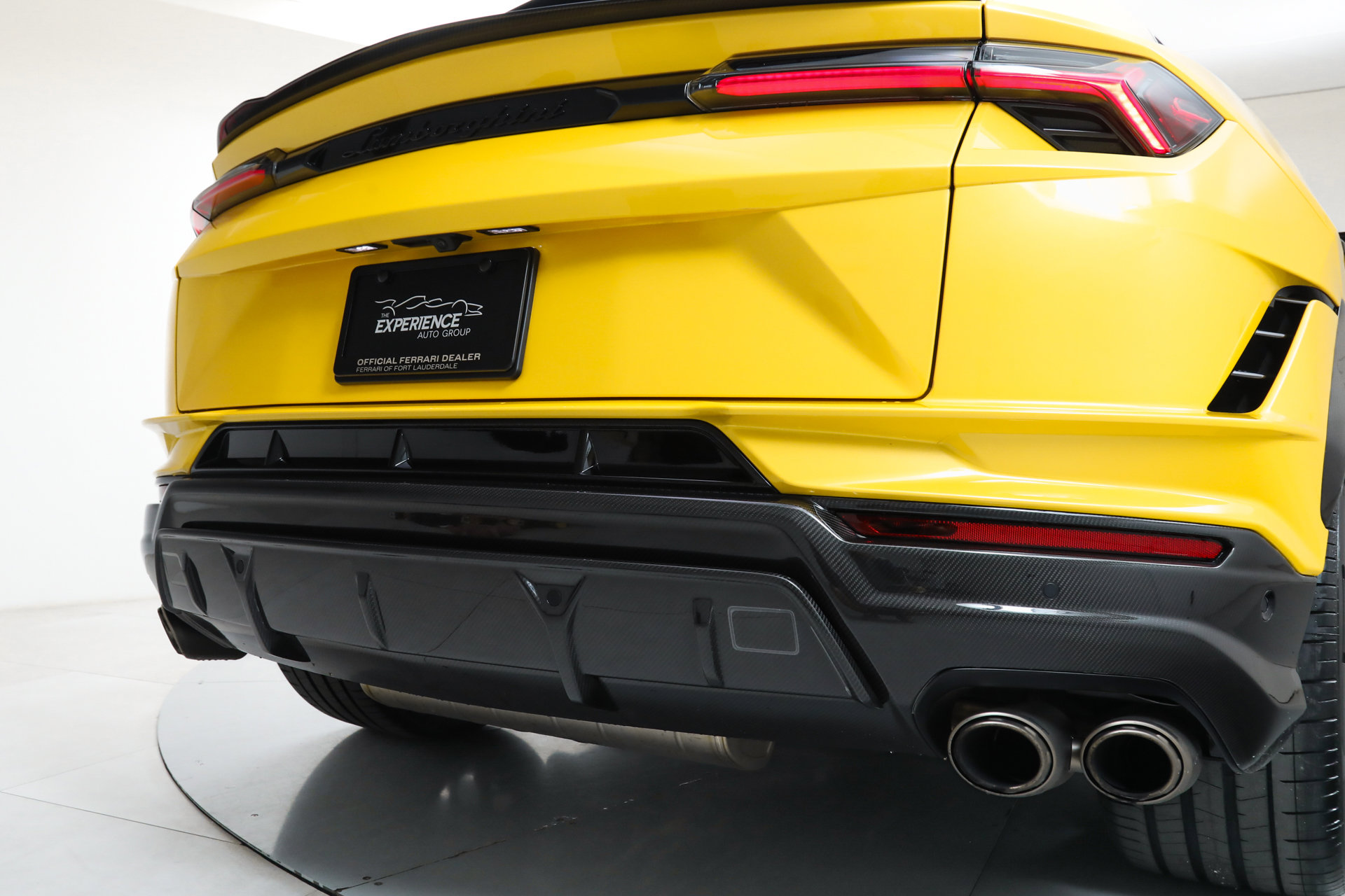 Used 2023 Lamborghini Urus Performante image 14