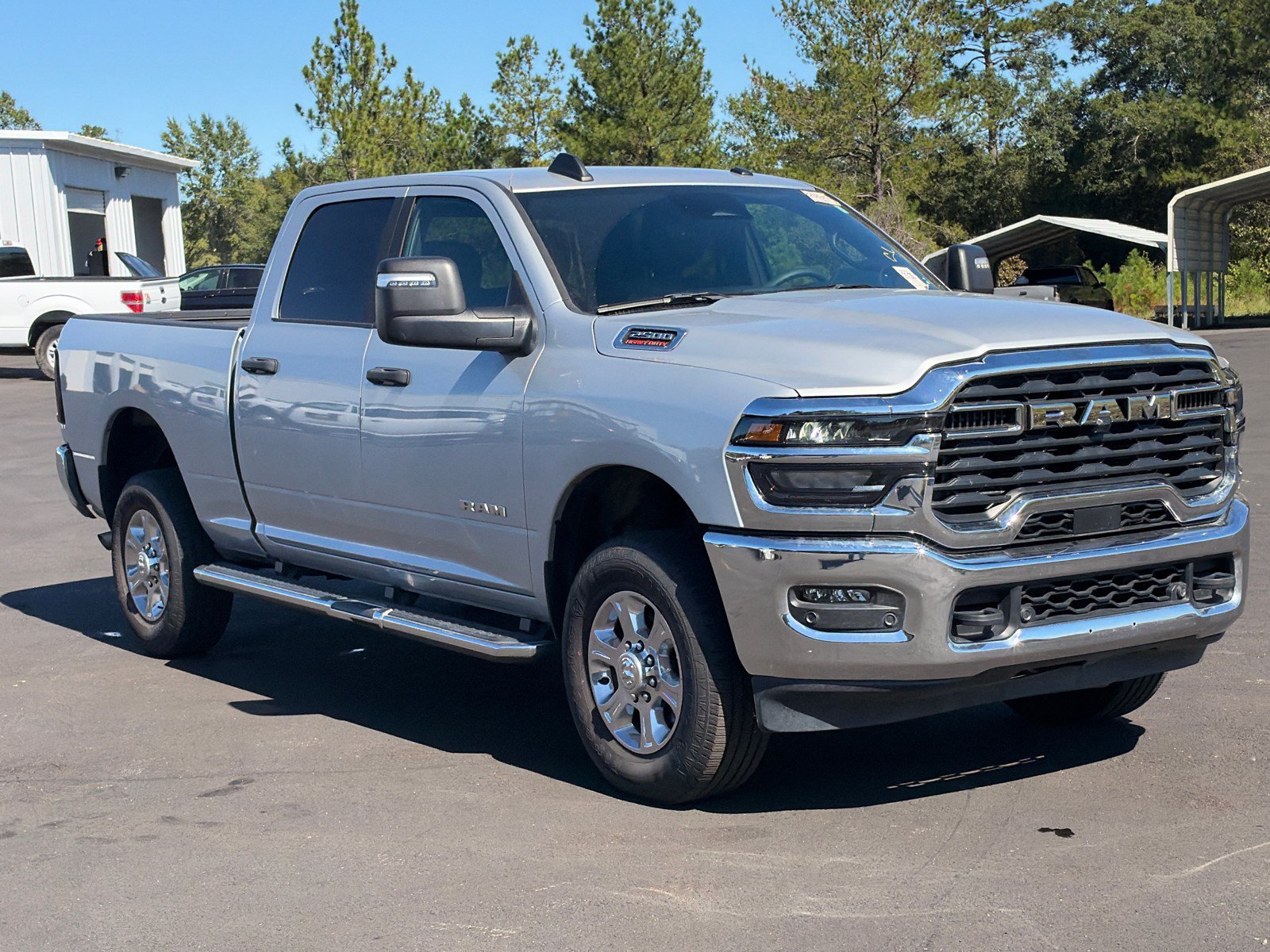 Used 2026 RAM 2500 Big Horn AWD/4WD image 3