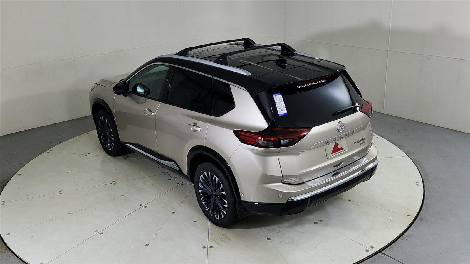 New 2026 Nissan Rogue Platinum w/ Platinum Premium Package image 44