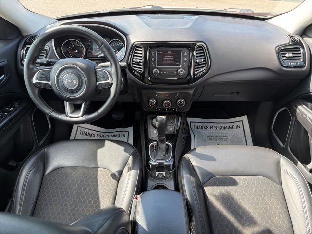 Used 2018 Jeep Compass Latitude AWD/4WD image 26
