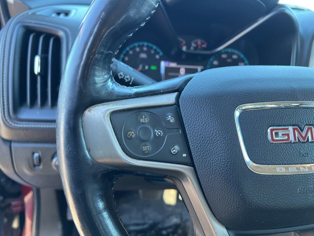Used 2017 GMC Canyon Denali image 12