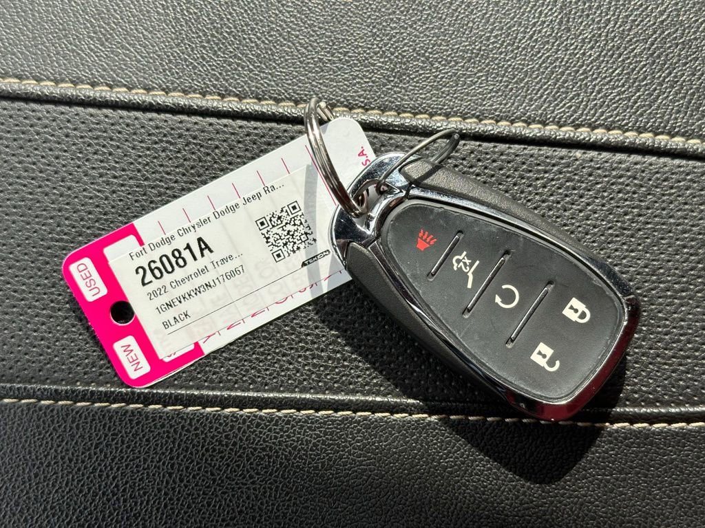 Used 2022 Chevrolet Traverse Premier w/ LPO, Floor Liner Package image 37