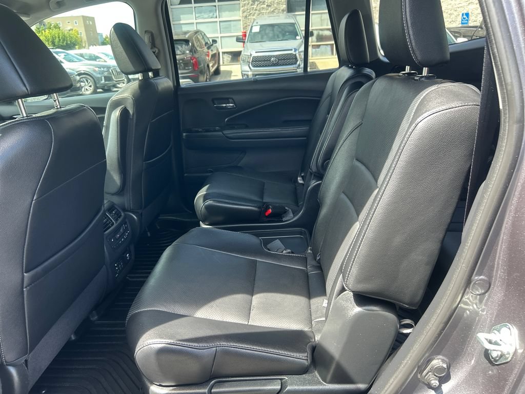 Used 2018 Honda Pilot Elite image 30