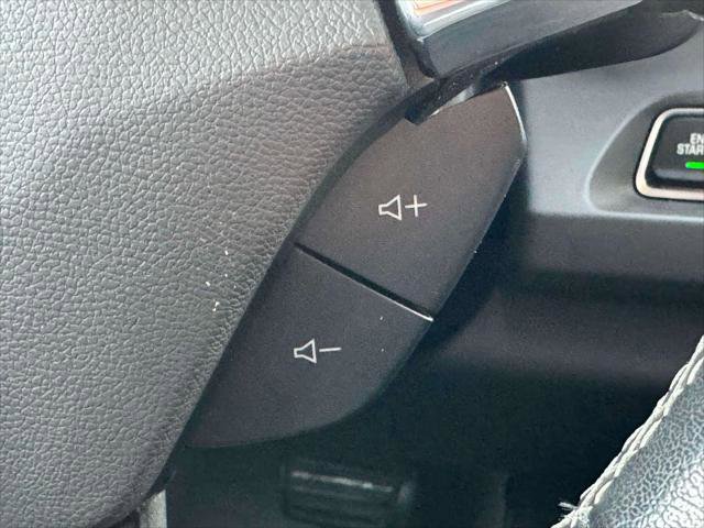 Used 2023 Chevrolet Camaro LT w/ Technology Package image 23