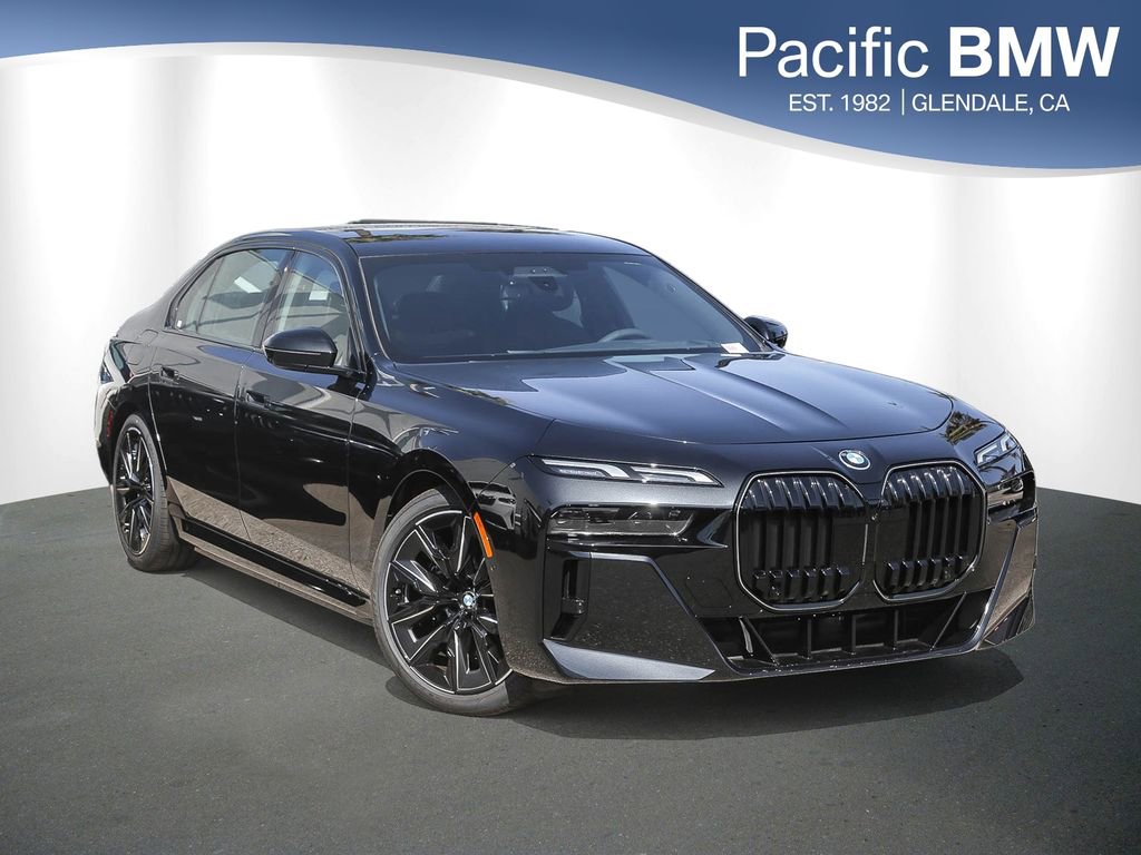 New 2026 BMW 750e xDrive AWD/4WD image 1