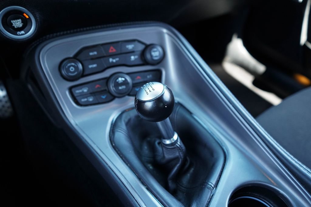 Used 2023 Dodge Challenger R/T w/ Blacktop Package image 32